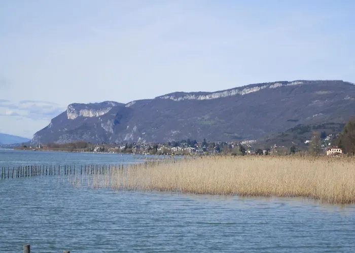 206 Aix Les Bains